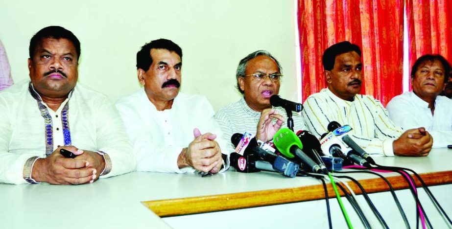 BNP Joint Secretary General Ruhul Kabir Rizvi Ahmed speaking at a press conference at the party central office in the city's Nayapalton on Friday in protest against extorting in different bus stations and launch terminals.