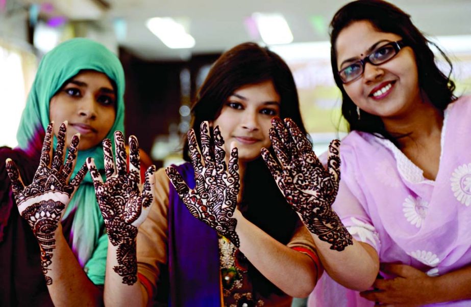 On the occasion of holy Eid-ul-Fitr Jatiya Press Club organised a Henna (Mehedi) Festival at the Club auditorium on Friday.