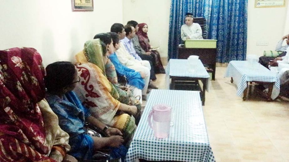CCC Mayor M Monzoor Alam exchanging views with the teachers of CCC-run colleges at his office yesterday.