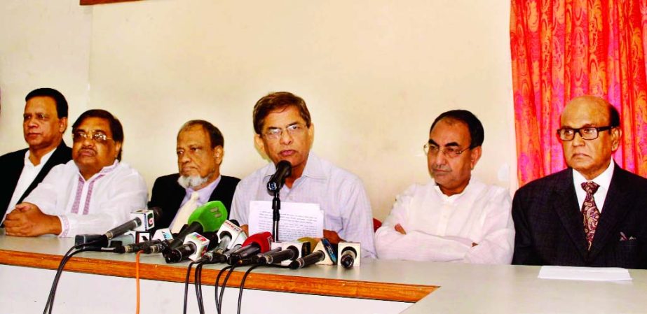 BNP Acting Secretary General Mirza Fakhrul Islam Alamgir speaking at a press briefing arranged at Nayapaltan central office protesting Prime Minister's remarks against Ziaur Rahman's family. Advocate Kh. Mahbub Hossain, Adviser to BNP Chairperson Begum
