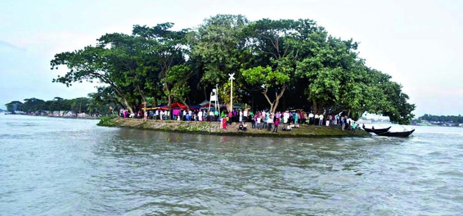 Sixty-meter long Chandpur City Protection Embankment was washed away by the onrush of hilly waters. Tension prevailing among the businessmen as Nutan and Puran Bazar were facing erosion. Banglar Chokh