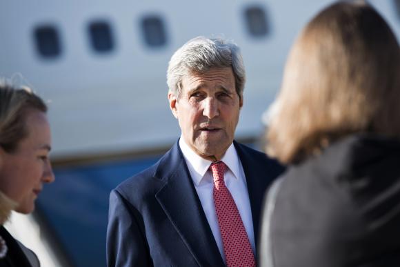 U.S. Secretary of State John Kerry arrives at Queen Alia Airport in Amman September 10, 2014 .