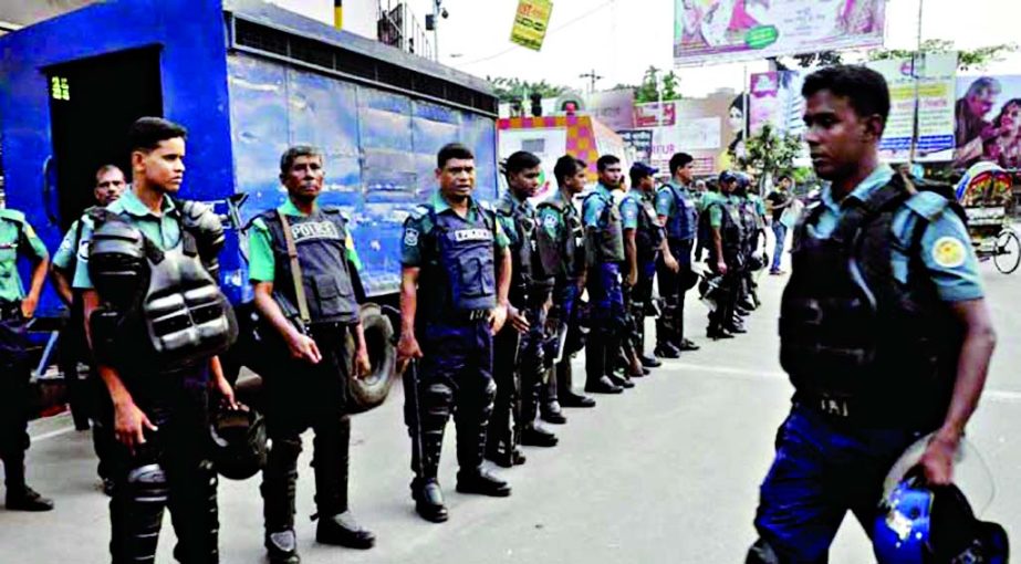 Strict security steps being taken to avert any incident in city following Jamaat's hartal call on Thursday. This photo was taken from Gabtali area on Thursday.