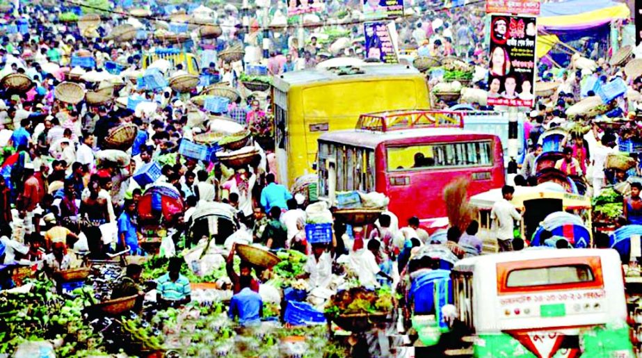 Bhasantek-Ibrahimpur intersection in Mirpur witnessed severe traffic jam as vegetable vendors found the area suitable for running their week-end makeshift shops on Friday.