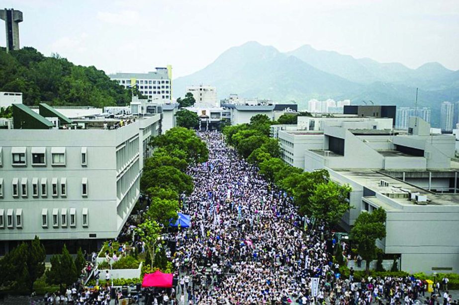 Thousands of Hong Kong students gather at the Chinese University of Hong Kong to protest Beijing's decision to rule out fully democratic elections in the former British colony.