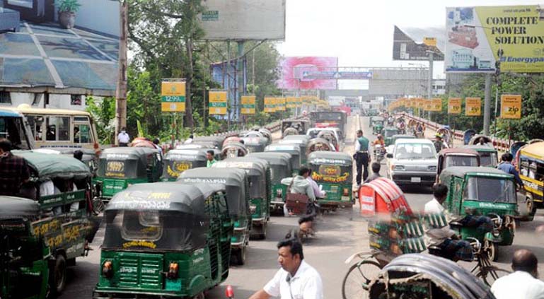 A view of Chittagong city during yesterday's hartal hour.