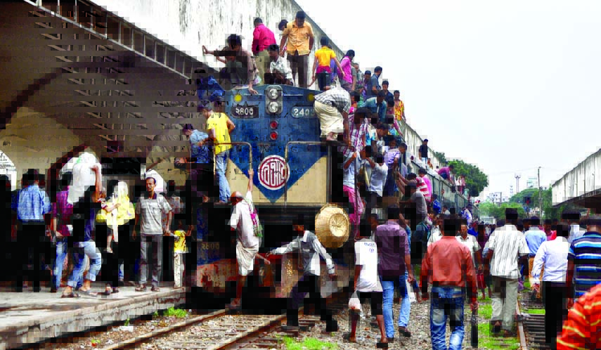 Risking their lives hundreds of passengers managed the seats on the roof-top of a N'ganj-bound train to avoid transport problems created in city during BNP's hartal hours on Monday.