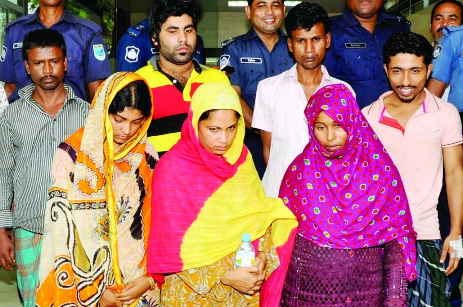 Four youngmen and three girls were arrested on Friday by DB police for their alleged links with four murders in Keraniganj.