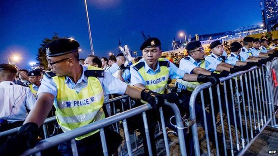 Overnight, police protected a cordon outside the government offices in Hong kong.