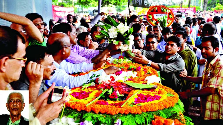 People paid their last respect to Bhasha Matin by placing wreaths on his coffin at the premises of Central Shaheed Minar on Thursday.