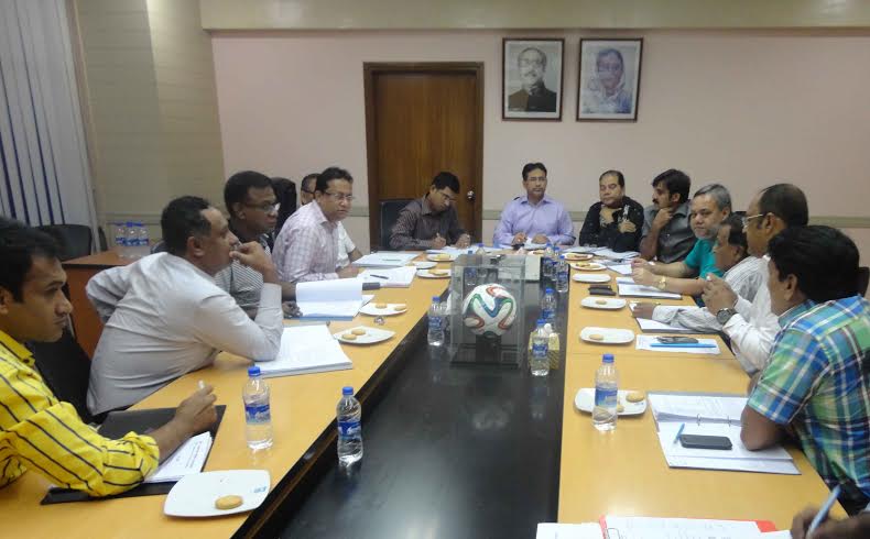 Senior Vice-President of Bangladesh Football Federation (BFF) and Chairman of the Professional Football League Committee Abdus Salam Murshedy presided over the meeting of the Professional Football League Committee at the BFF House on Monday.