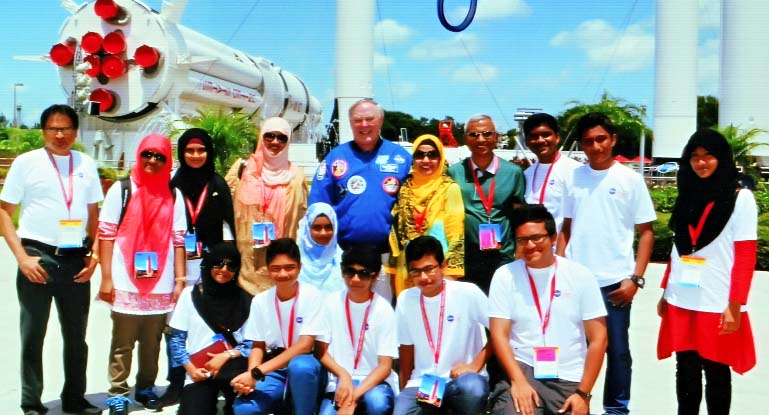 Students of Manarat Dhaka International College are seen at Kennedy Space Center at Orlando in Florida recently.