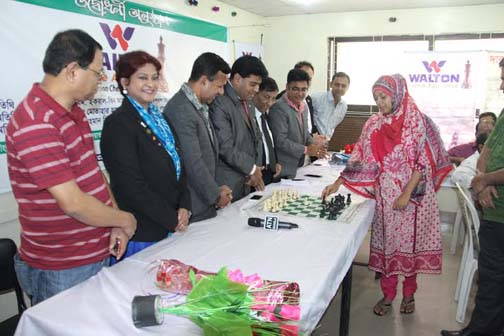 Additional Director of RB Group FM Iqbal Bin Anwar Dawn inaugurating the Walton Home Appliance First Division Chess League as the chief guest at the Bangladesh Chess Federation hall-room on Monday.
