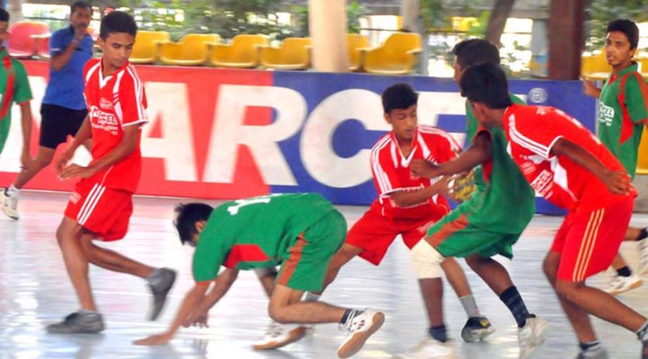 A view of the match of the Marcel LED Television First Division Handball League at the Shaheed (Captain) M Mansur Ali National Handball Stadium on Wednesday.
