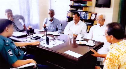 Office-bearers of Rawjan Club met with Deputy Commissioner of Police(West) Poritosh Gosh at his office yesterday.