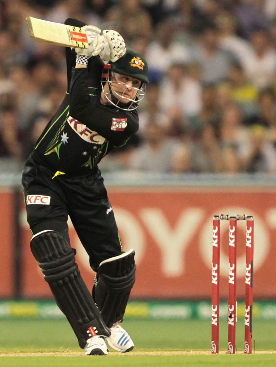 Ben Dunk plays on the off side during the 2nd T20 between Australia and South Africa at Melbourne on Friday.