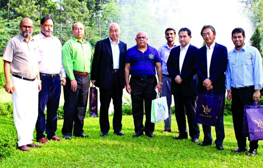 Syed Naved Husain, Group Director of Beximco Ltd welcomes delegation of Mitsubishi Corporation at Beximco Industrial Park recently.