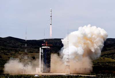 A Long March-2C carrier rocket carrying the Yaogan-23 remote sensing satellite blasts off from the launch pad at the Taiyuan Satellite Launch Center in Taiyuan, capital of north China's Shanxi Province.