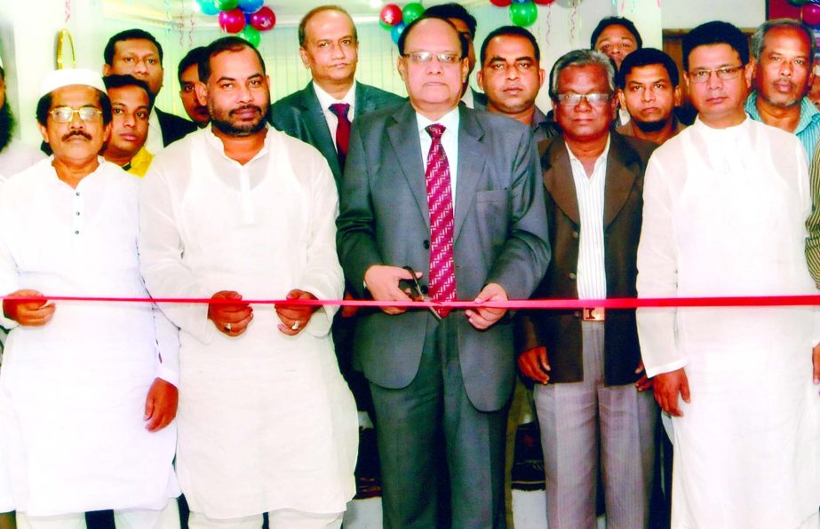 KS Tabrez, Managing Director of Dutch-Bangla Bank Limited, inaugurating 138th branch of the bank at Elenga, Tangail on Tuesday.