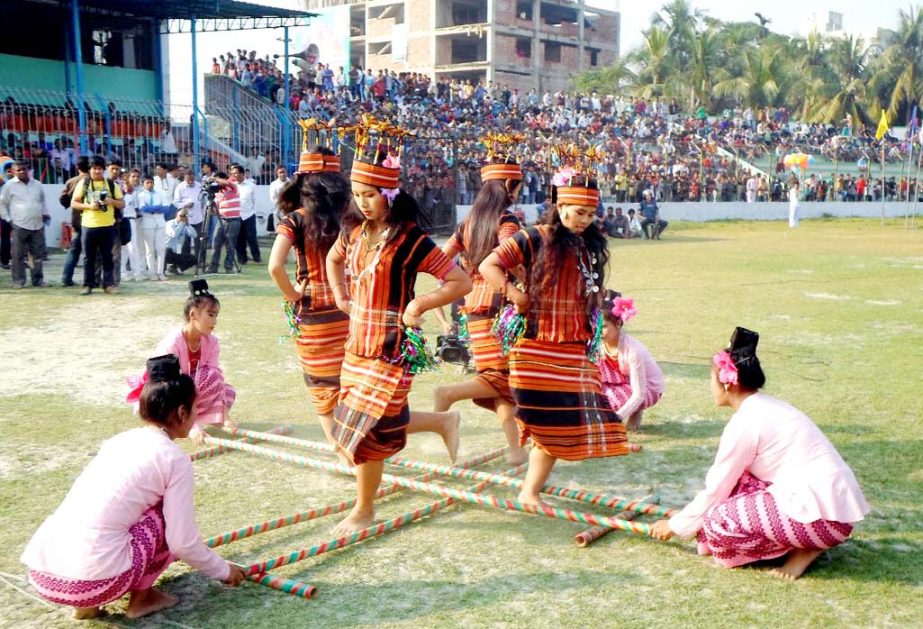 Noakhali Sports Association organised a traditional bamboo dance at Noakhali Shaheed Bulu stadium on Saturday.