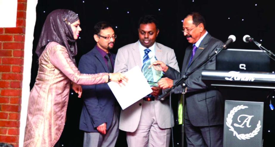 Dhaka Regency's NRB investors' organized a Press Meet at Atrium Auditorium of East London recently to extend support for wellbeing of the organisation.