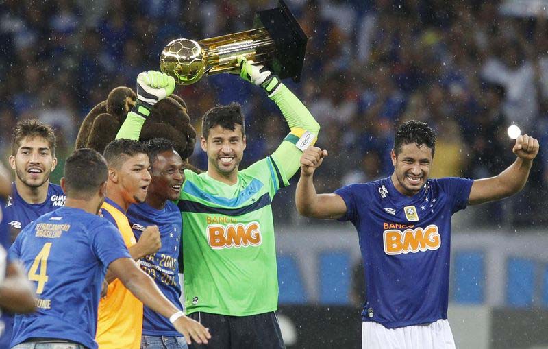 Cruzeiro's goalkeeper Fabio (centre) celebrates with teammates after winning the Brazilian Serie A championship title with three matches to spare, with a 2-1 win over Goias football club, in Belo Horizonte. Reuters photo