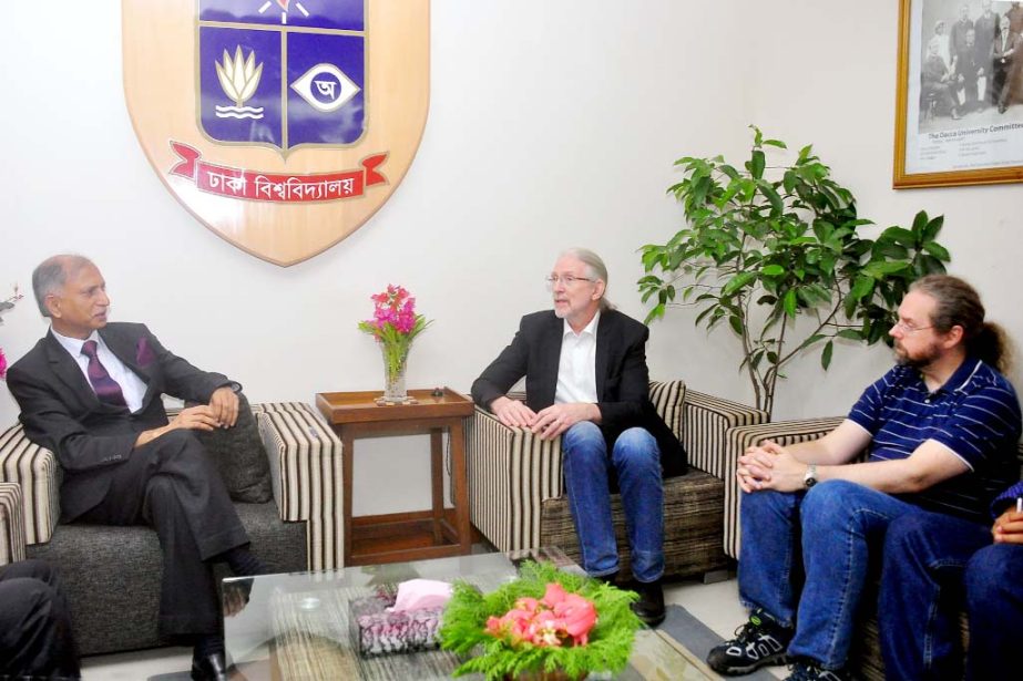 Sven O. Kullander, Senior Curator of Swedish Museum of Natural History and Professor of Zoology Department of Stockholm University and Michael Noren, Curator of Swedish Museum of Natural History, Sweden called on Dhaka University (DU) Vice-Chancellor Prof