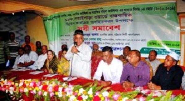 Chittagong City Mayor M Manzoor Alam addressing a gathering of local elite to mark the 4th year anniversary of the City Corporation election at Saraipara Ward Office premises on Thursday.