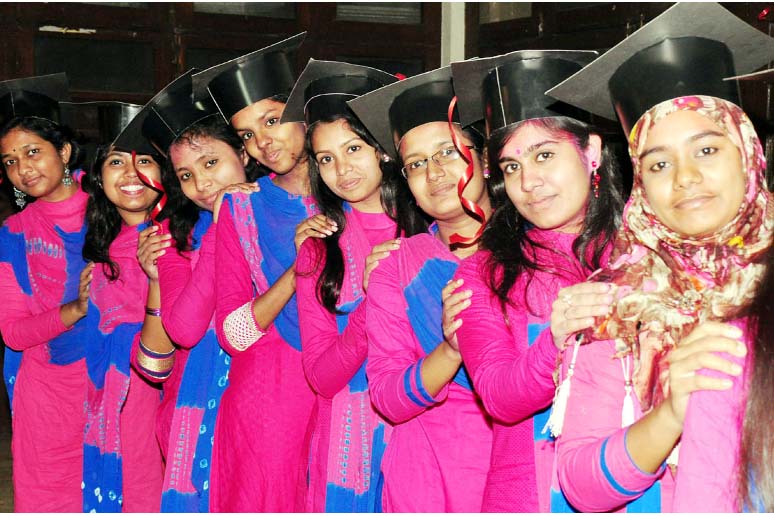 Students of the Department of Journalism of Dhaka University rejoicing the closing session of their academic year on Monday.