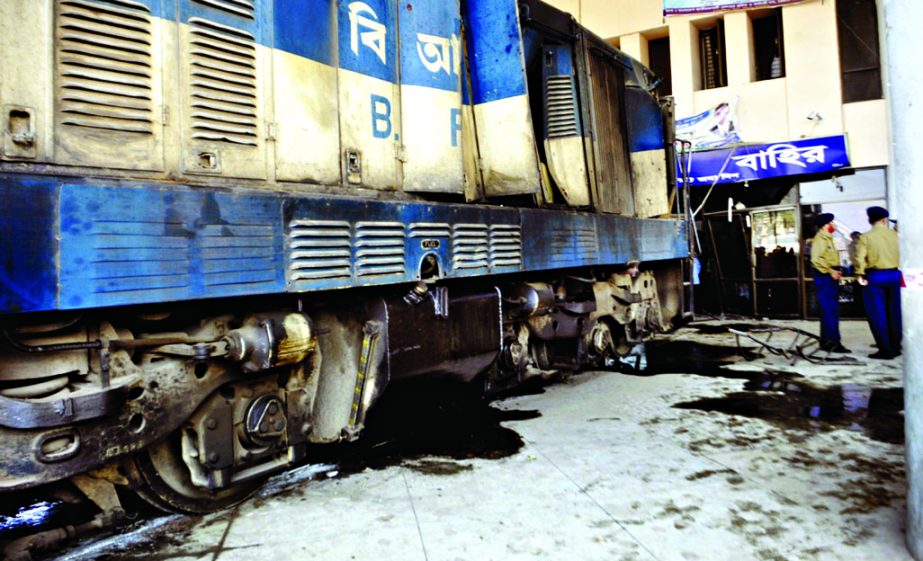 Mahanagar Prabhati Express Engine and Bogie veered off track and rammed into Chittagong Rly Station platform on Wednesday. Banglar Chokh