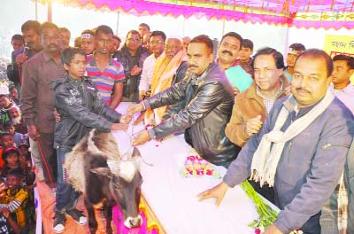 DINAJPUR: Winners receiving award of historic horse race competition at Dinajpur Sadar Upazila on Tuesday.