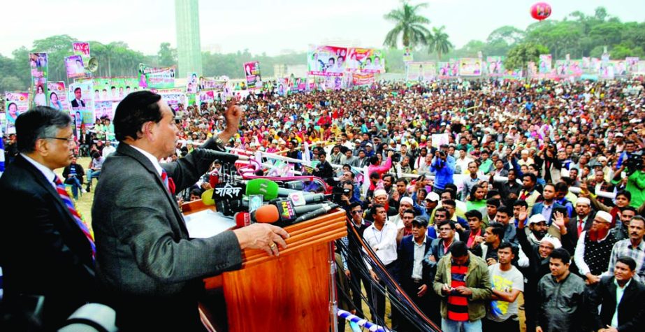 Jatiya Party (E) Chairman Hussain Muhammad Ershad addressing the grand rally in the city's Suhrawardy Udyan on Thursday marking the 29th founding anniversary of the party.