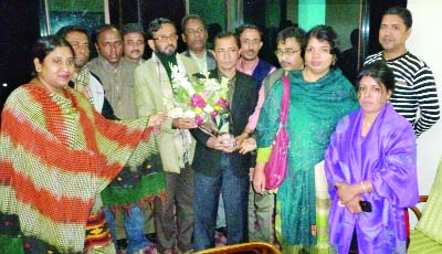 SYLHET: Members of Shahbagh Friends' Society are being greeted by journalists at Excelsior Hotel and Resort during their visit to Sylhet on Thursday night. Among others , Sylhet-based Staff Reporter of the daily Ittefaq Humayun Rashid Chowdhury , Sy