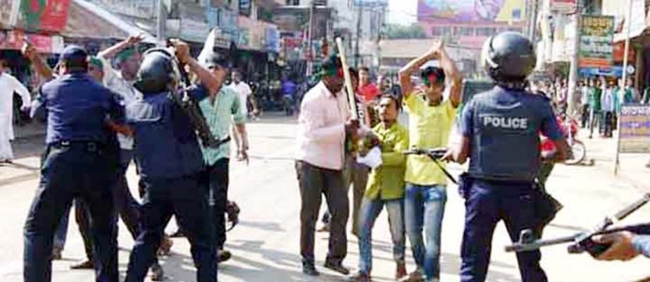 A clash between Chhatra League and BNP took place at Sapla Crossing i9n Khagrachhari town on Tuesday.