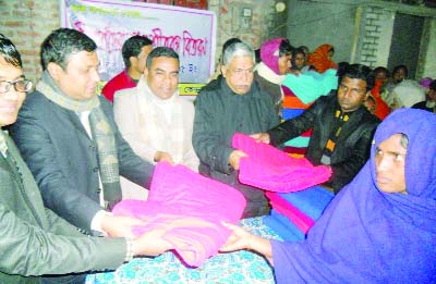 RANGPUR: Engineers Institute of Bangladesh (EIB) Rangpur unit distributed 200 pieces of warm clothes among the poor in Jannatbag Hafizia madrasah at Bakultala area in the city on Thursday night. Among others EIB Rangpur unit president Engineer Abdur Razz