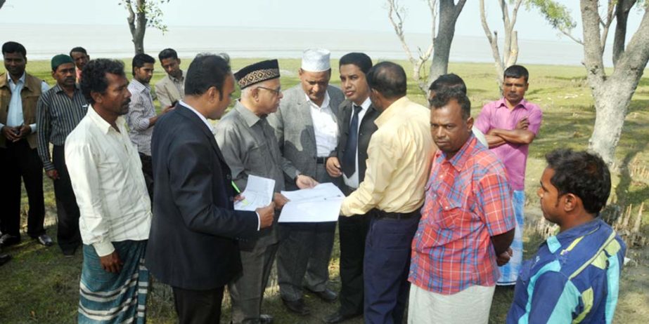 CCC Mayor M Monzoor Alam visiting site for ferryghat at Rasmoni Snanghat area in the city yesterday.