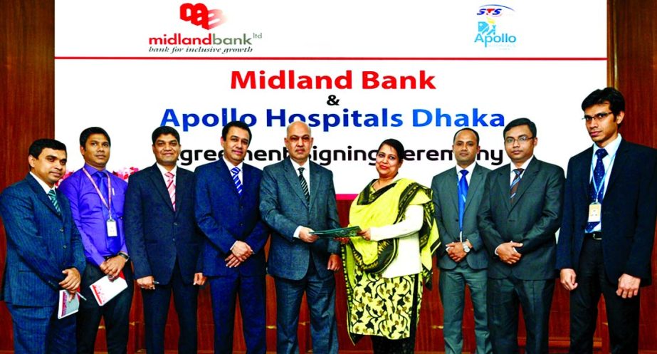 Midland Bank Limited and Apollo Hospitals Dhaka sign an agreement recently to provide special health care facilities for the bank employees. Khodoker Nayeemul Kabir, Deputy Managing Director, Mostafizur Rahman, Head of Cards, Imteeaz Ahmed, Deputy Head of