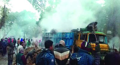 RAJSHAHI: A truck was gutted by petrol bomb in Chatghat area in Rajshahi on Friday.