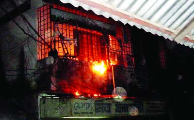 JHENIDAH: Jhenidah BNP office at KP Bosu Road was set on fire following the petrol bomb attack on a cattle laden truck on Saturday.