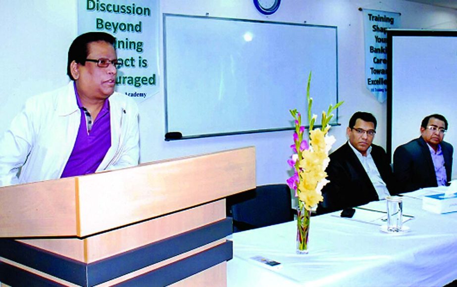 Shafiqul Alam, Managing Director of Jamuna Bank Limited, inaugurating a workshop on "Sale of government treasury bonds to the corporate, retail and institutional investors" at Surma Tower, Motijheel on Saturday organized by Jamuna Bank Training Academy.
