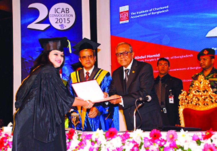 Md Abdul Hamid, President of the People's Republic of Bangladesh, handing over certificate to a newly qualified chartered accountant at 20th Convocation of the Institute of Chartered Accountants of Bangladesh at a city hotel on Sunday. Commerce Minister