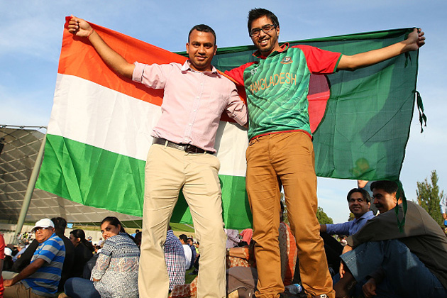 Fans from India and Bangladesh show their support ahead of the opening ceremony at Sydney Myer Music Bowl in Melbourne on Thursday.