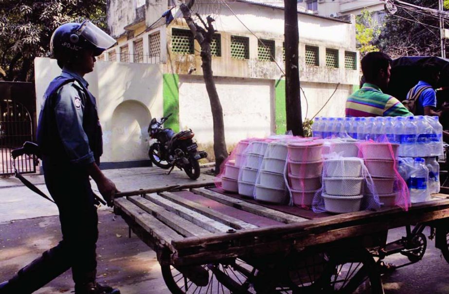 On-duty police at Khaleda Zia's office did not allow the entry of the van with food packets and drinking water bottles for the Chairperson's workers and staff there on Friday also.