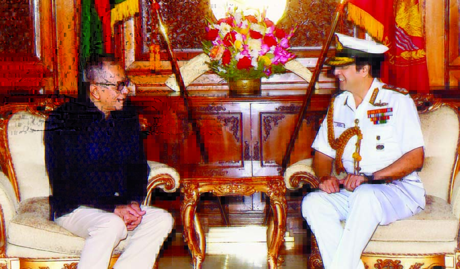 Indian Navy Chief Admiral RK Dhowan called on President Abdul Hamid at Bangabhaban on Monday.PID photo