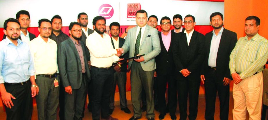 Banglalink in association with Information Technology Consultants Ltd has launched ATM top up for its valued subscribers on Monday. ITCL is the owner of the largest payment gateway of Bangladesh - Q-Cash and has more than 35++ member banks in Q-Cash payme