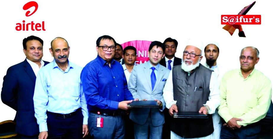 : Airtel inks corporate deal with S@ifurs Private Limited at Airtel's head office in the city on Saturday. PD Sarma, Managing Director and CEO, Subhabrata Das Gupta, Head, Operations (Sales), Jafry Shamim, Head Business Solutions, Touhidul Islam, Corpo