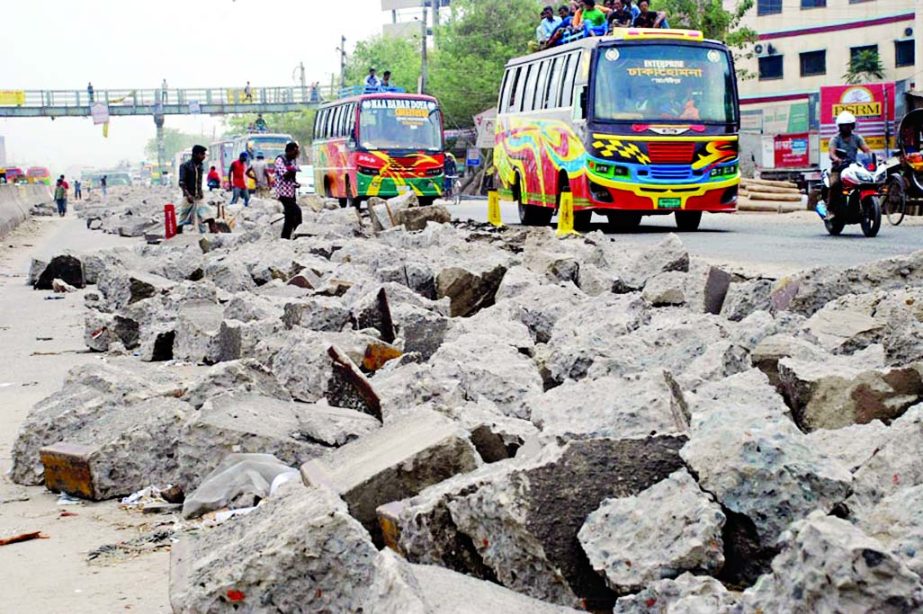 Dhaka-Ctg Highway repair works seriously hampered smooth and speedy movement of traffic. This photo was taken from Matuail area on Saturday.