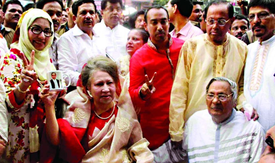 BNP Chairperson Khaleda Zia joins Pahela Baishakh celebration in front of the city's Nayapaltan office on Tuesday and campaigning for party-backed Mayoral candidates in the city corporation election.