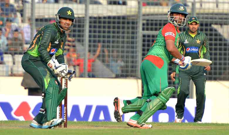 Tamim Iqbal takes a run. Photo: espncricinfo