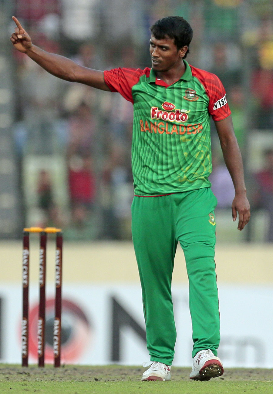 Rubel Hossain played his part in the collapse with 2 for 43 during the 3rd ODI between Bangladesh and Pakistan at the Mirpur Sher-e-Bangla National Cricket Stadium on Wednesday.